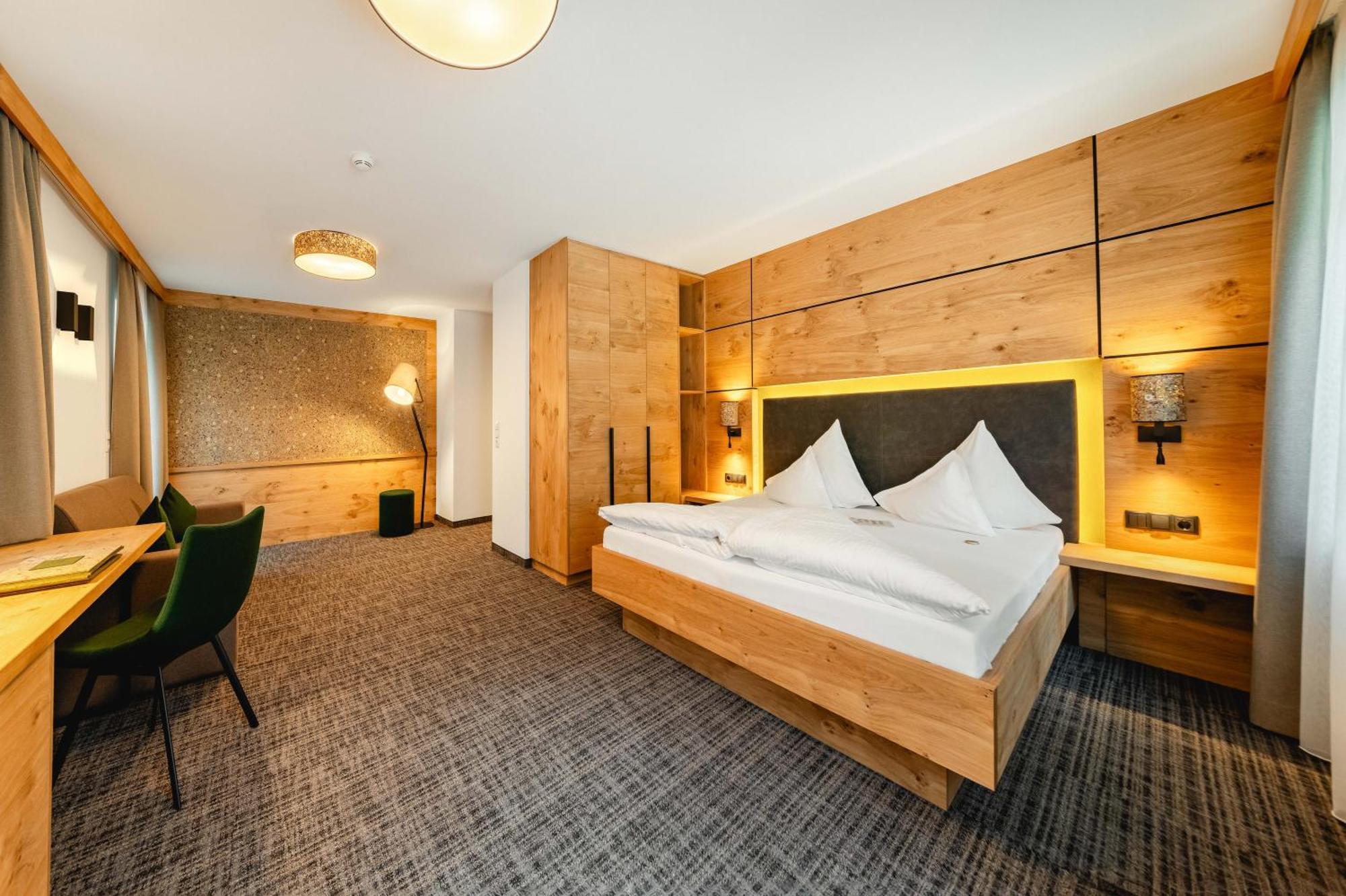 Kraeuterhotel Hochzillertal คัลเทนบาค ภายนอก รูปภาพ